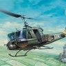 UH-1B  HUEY scale model kit helicopter italeri 040 