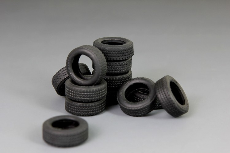 Tyres for Vehicle/Diorama (4 pcs)