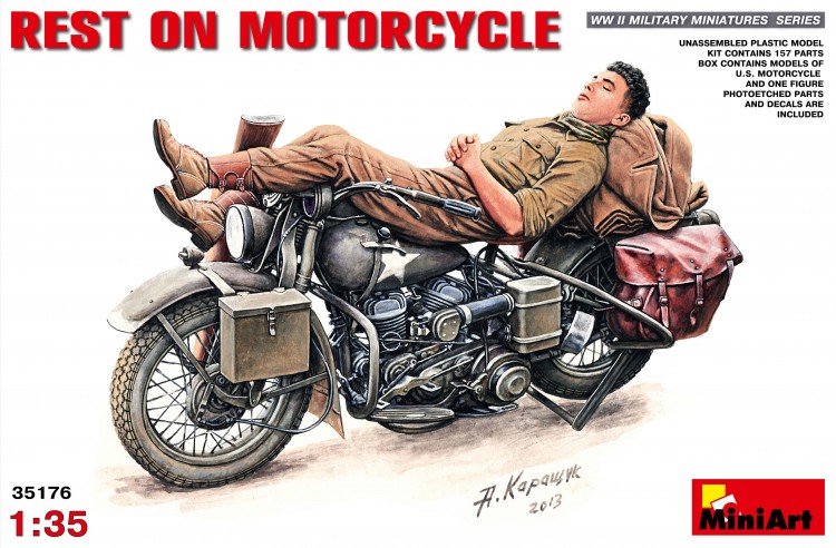 REST ON MOTORCYCLE  plastic model kit