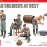 Немецкие солдаты на отдыхе спец.выпуск сборная модель 