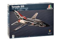 Самолет Торнадо Пилотажной группы Tornado IDS 311° GV RSV  (1:48) сборная модель