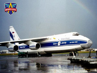 An-124  Ruslan aircraft kit 1/72