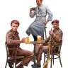 MINIART 35392 Британские военнослужащие в кафе