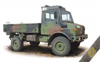 UNIMOG U1300L  (4x4) военный грузовик сборная модель 1/72