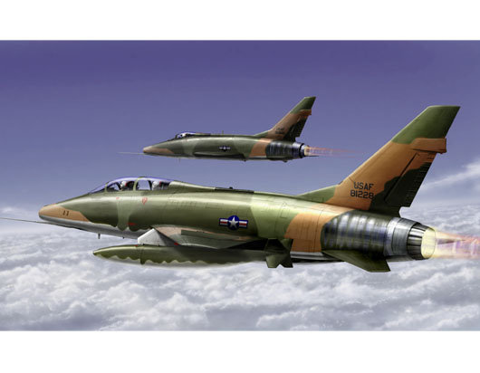 F-100F  Super Sabre (Супер Сейбр) фронтовой истребитель сборная модель