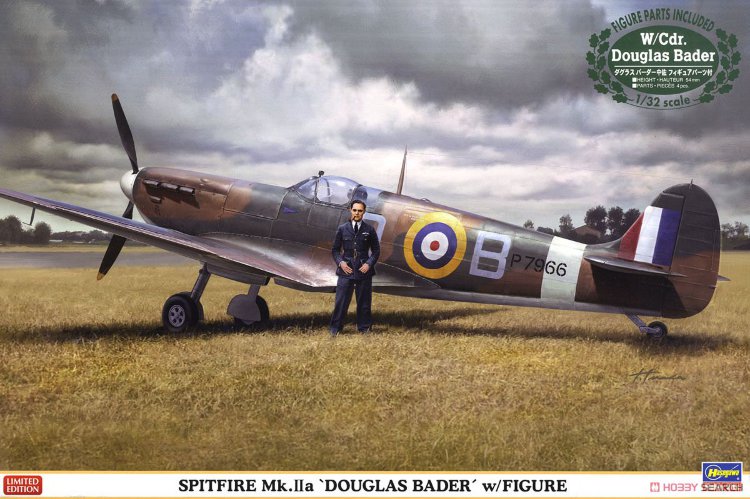 Истребитель SPITFIRE Mk.IIa c фигуркой пилота-аса DOUGLAS BADER сборная модель 1/32