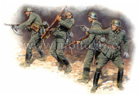 Восточный фронт. Набор №1. Немецкая пехота в бою 1941-1942 набор сборных фигур