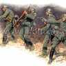 Восточный фронт. Набор №1. Немецкая пехота в бою 1941-1942 набор сборных фигур